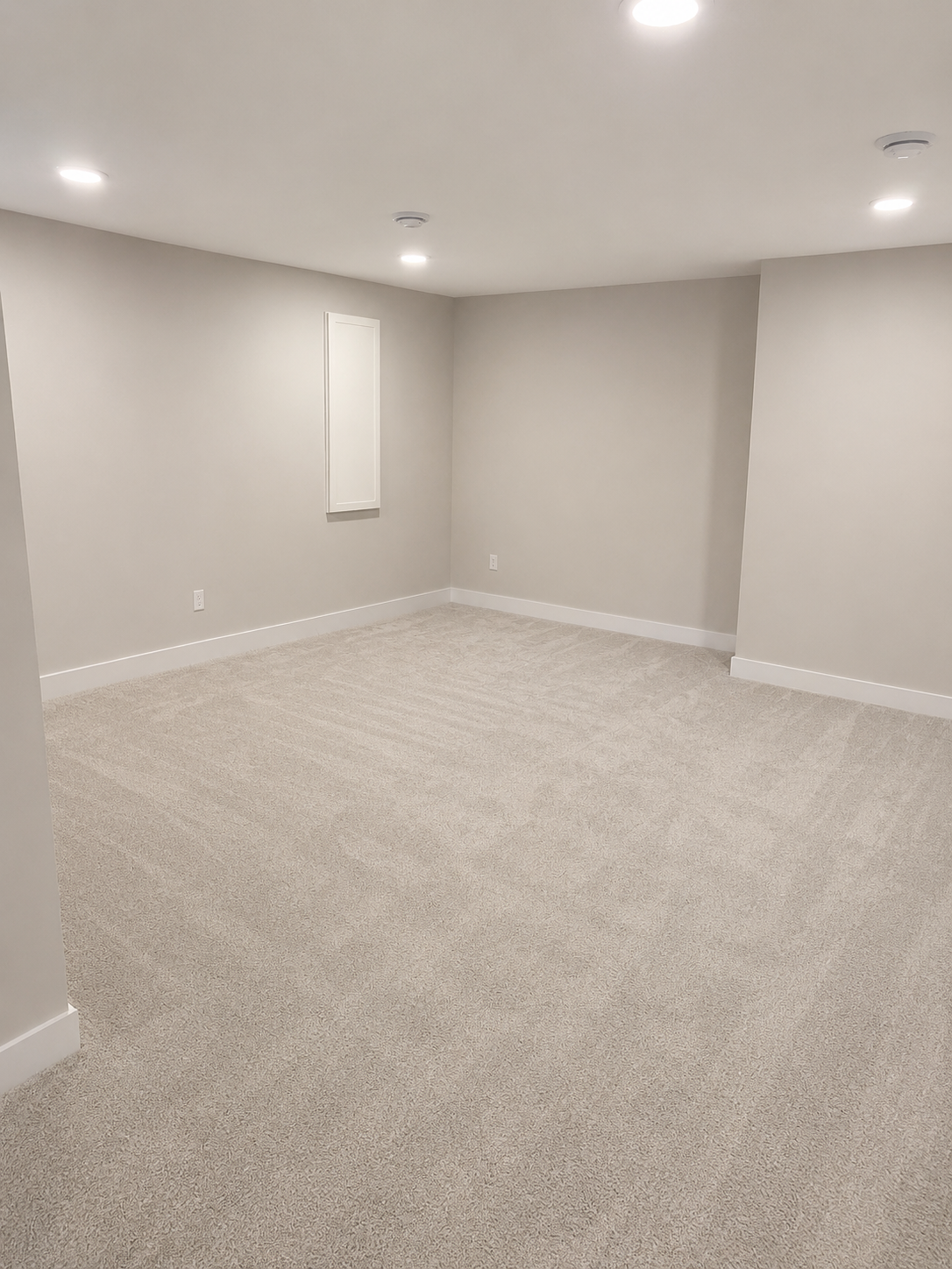 Lower level flex space