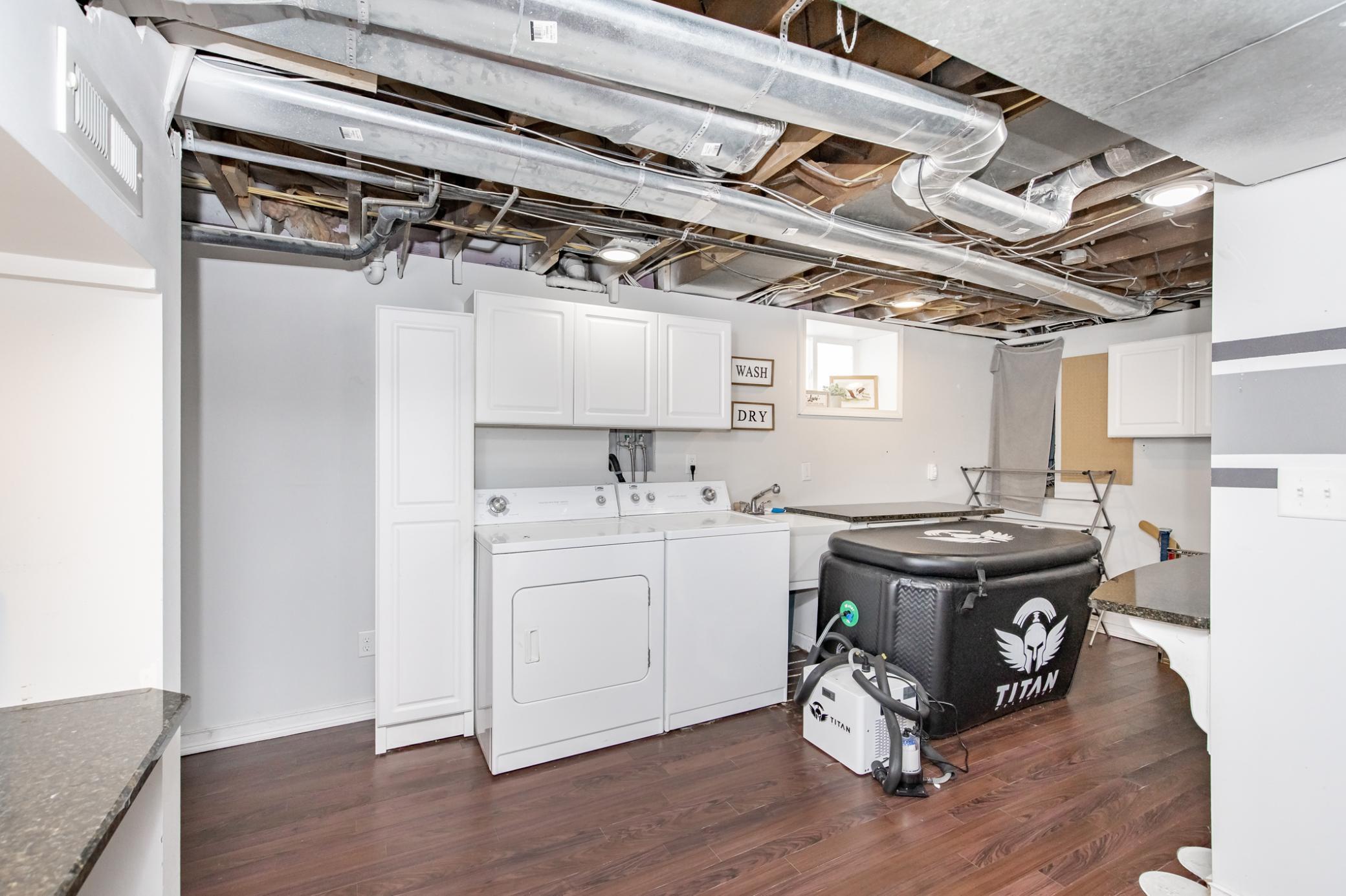 Washer / Dryer