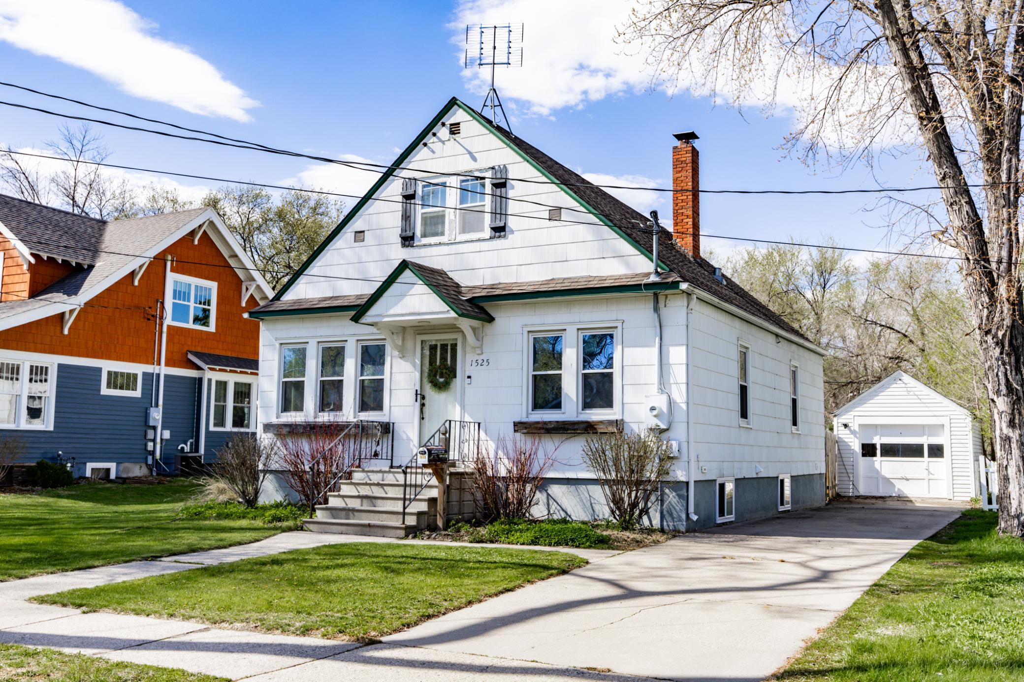 Welcome to 1525 4th Avenue S!