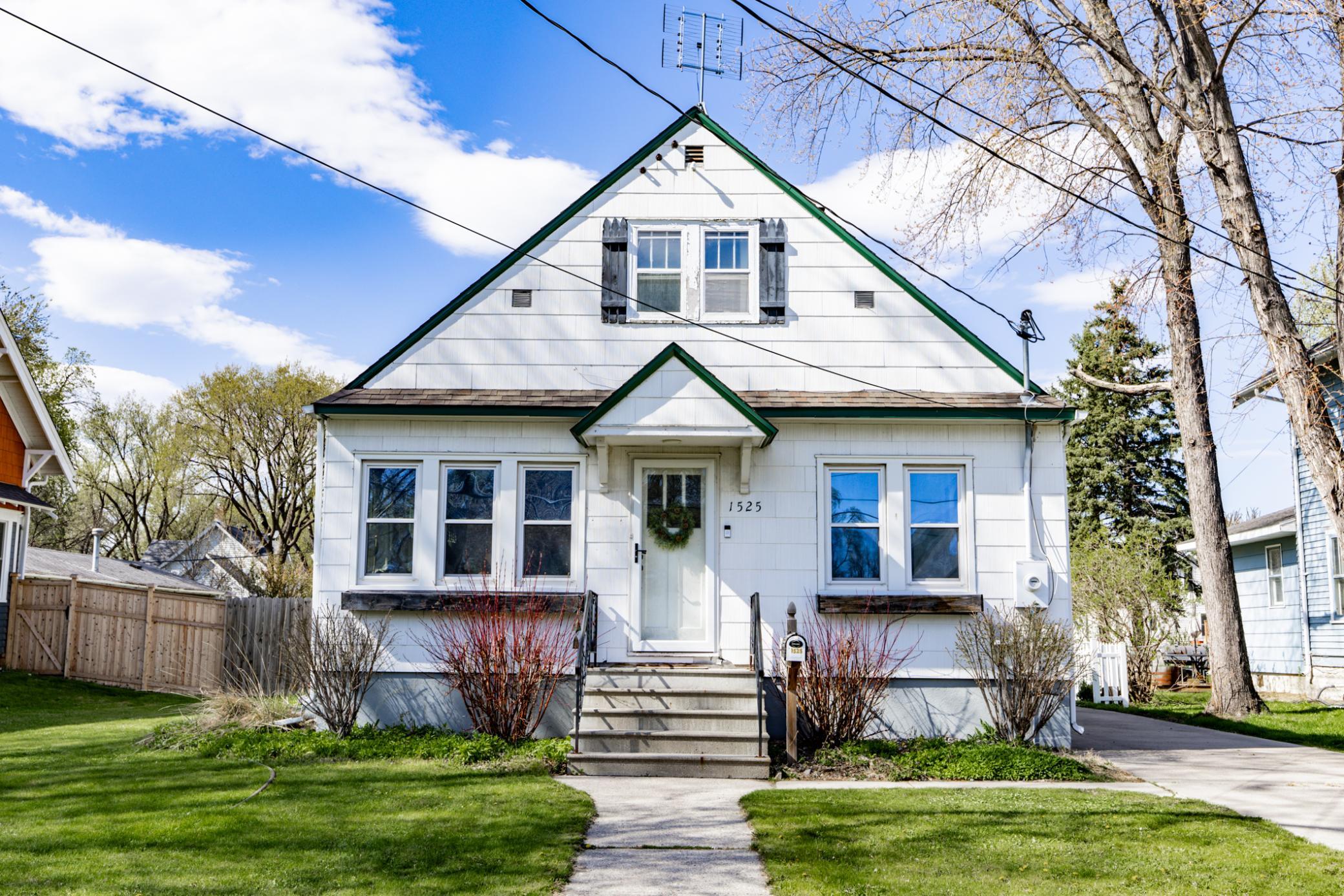 Welcome to 1525 4th Avenue S!