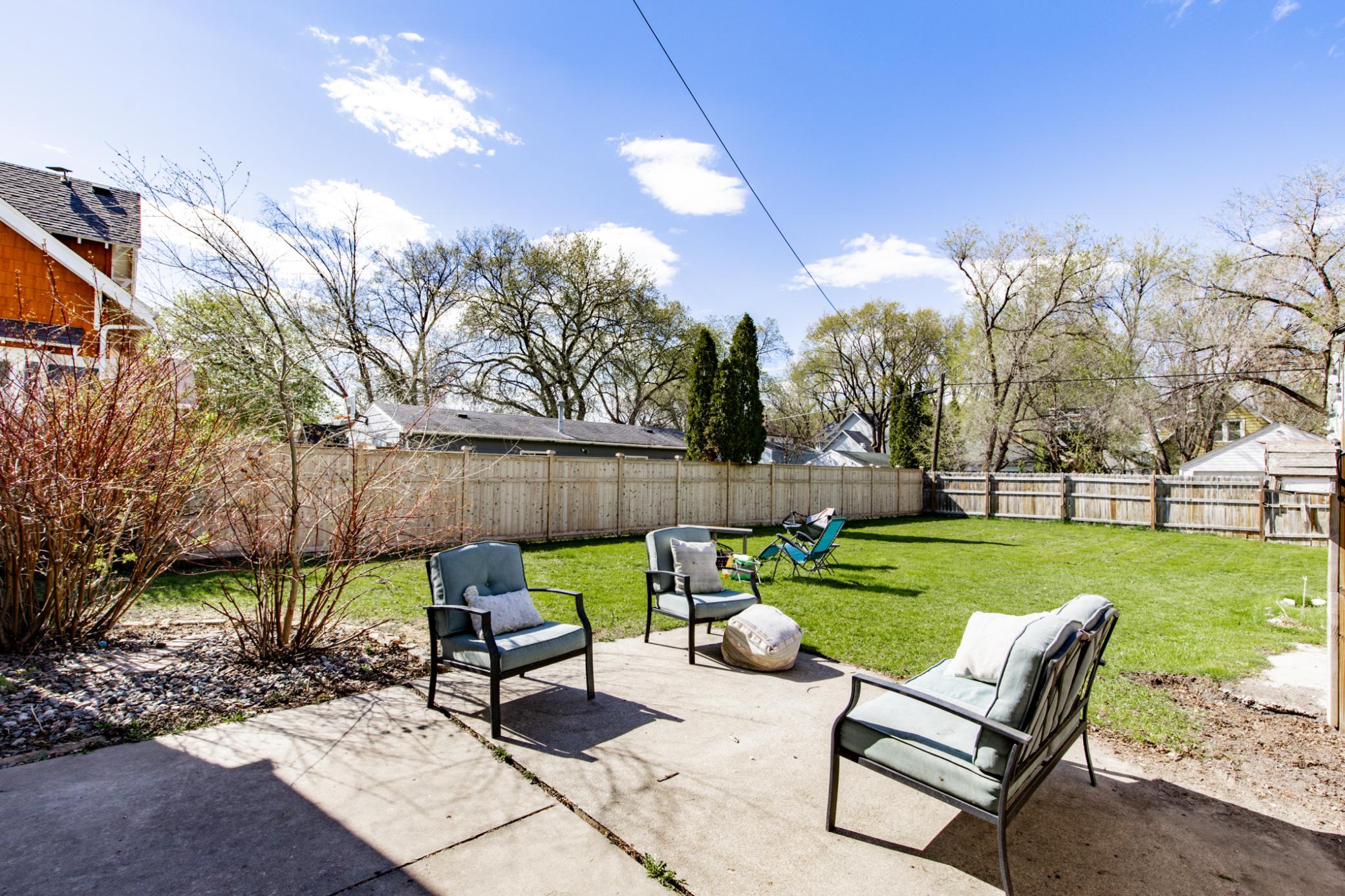 Patio & Large Yard