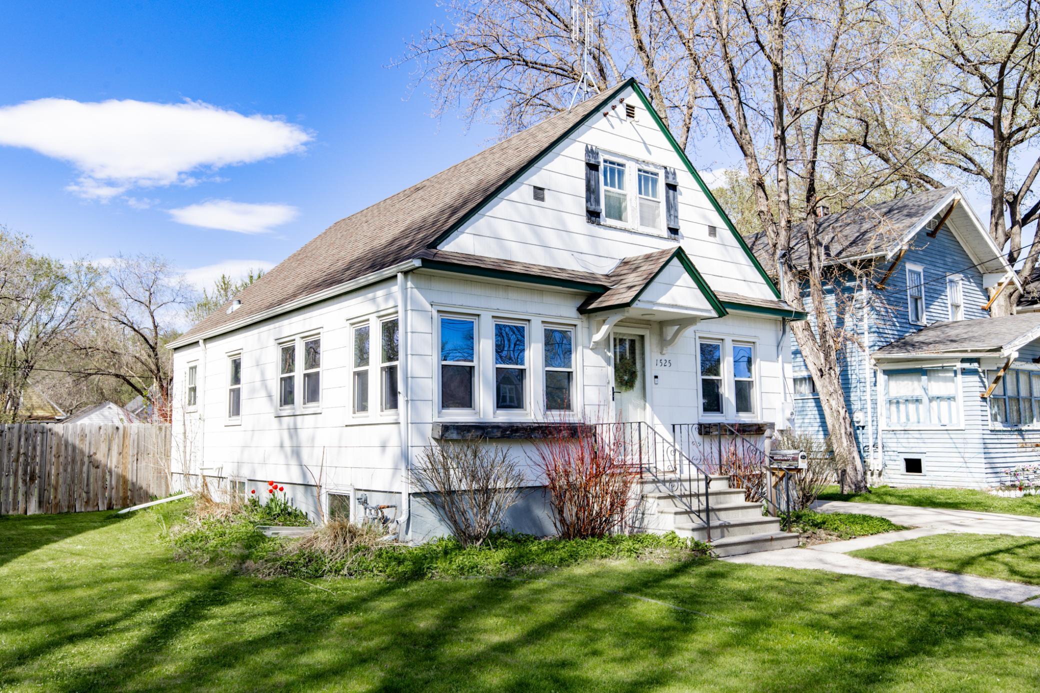 Welcome to 1525 4th Avenue S!