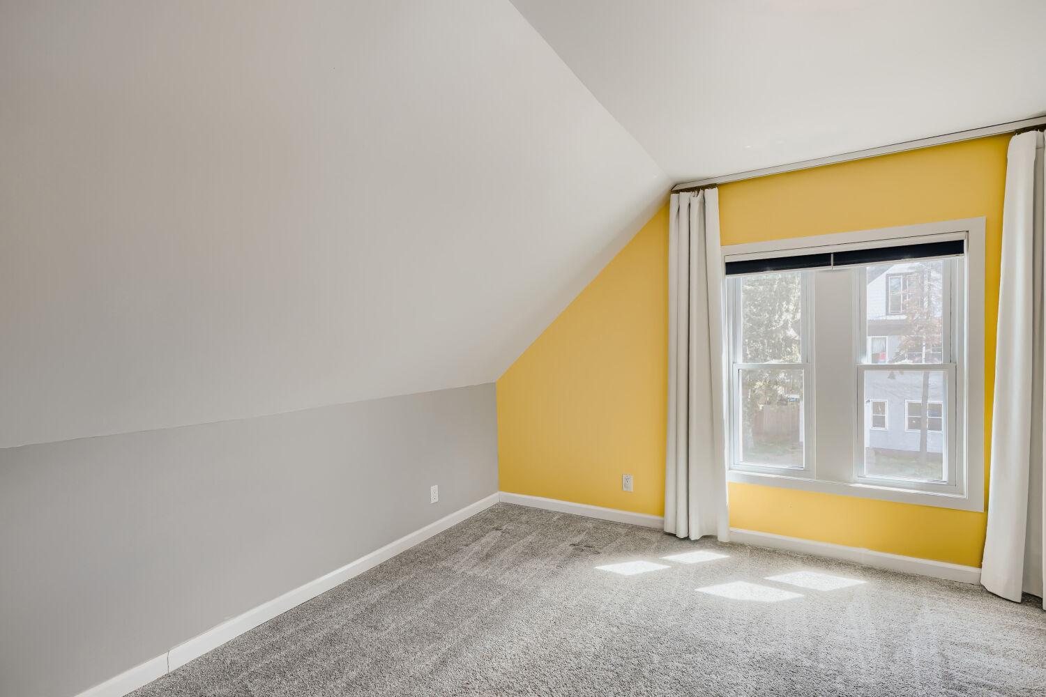1310 Washington St NE - Web Quality - 019 - 19 Bedroom.jpg