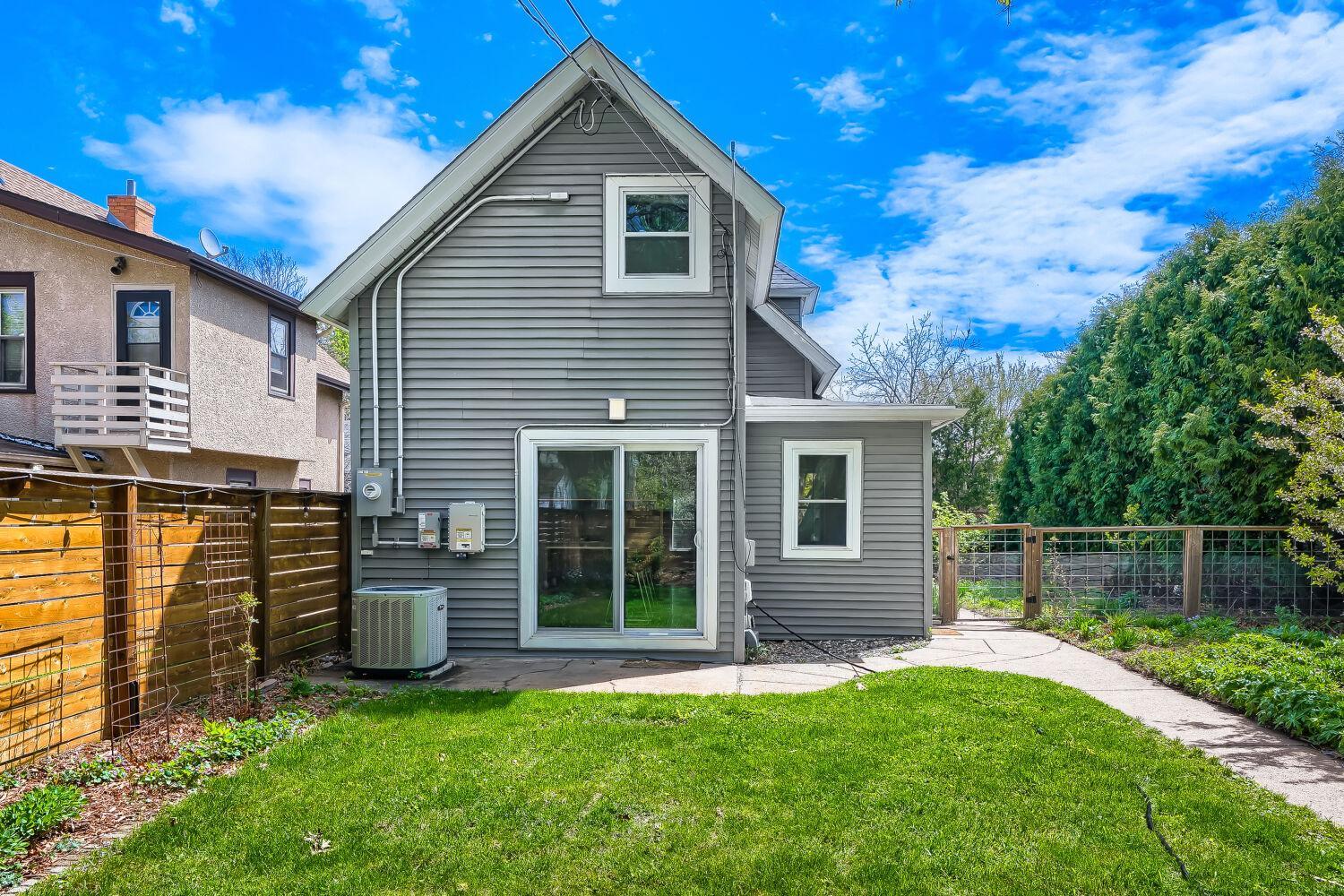 1310 Washington St NE - Web Quality - 025 - 25 Exterior Rear.jpg