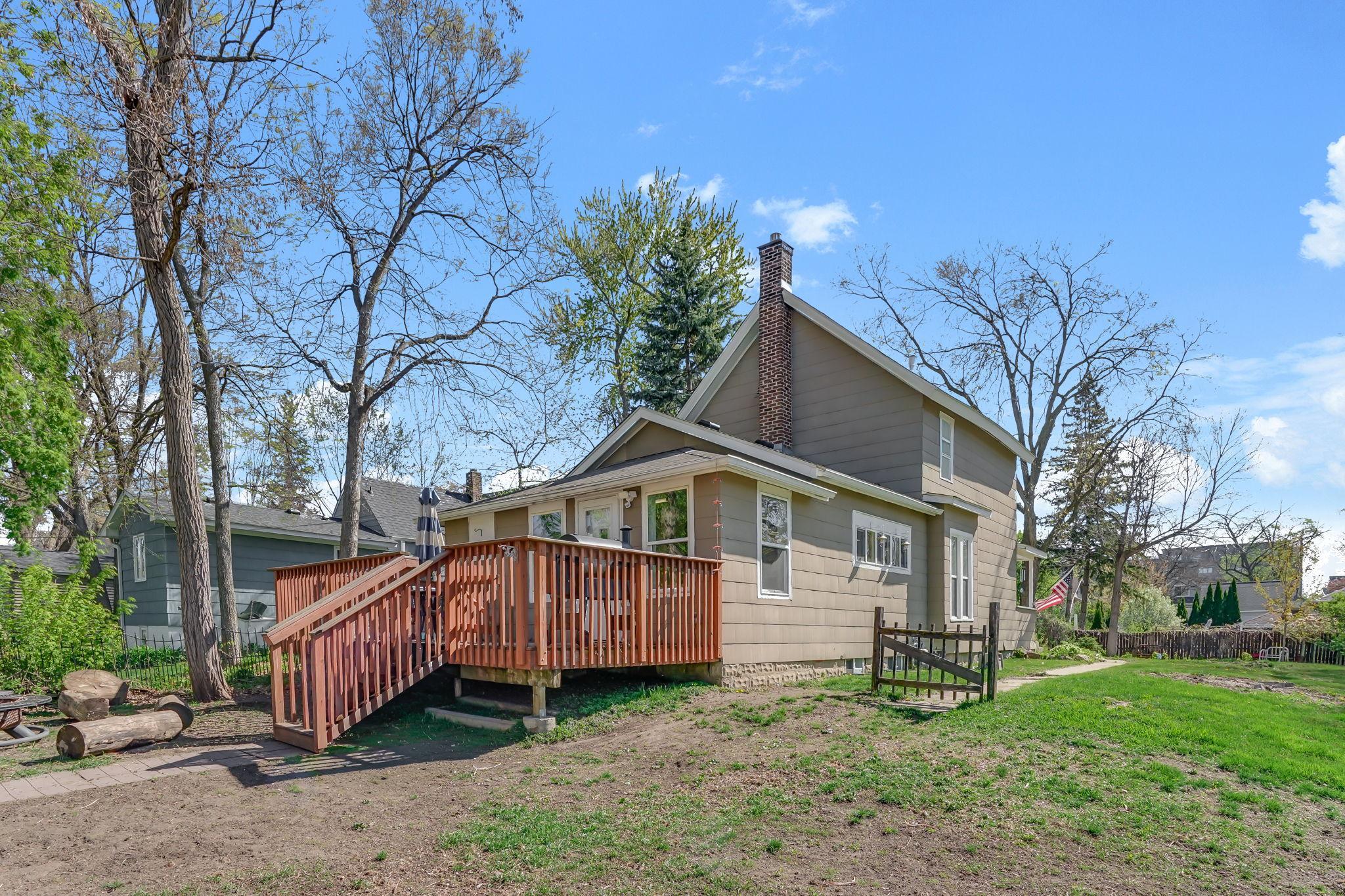 30-web-or-mls-203-2nd-Ave-NW-30.jpg