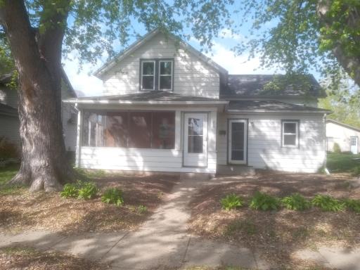 924 4th Street W, Wabasha, MN 55981