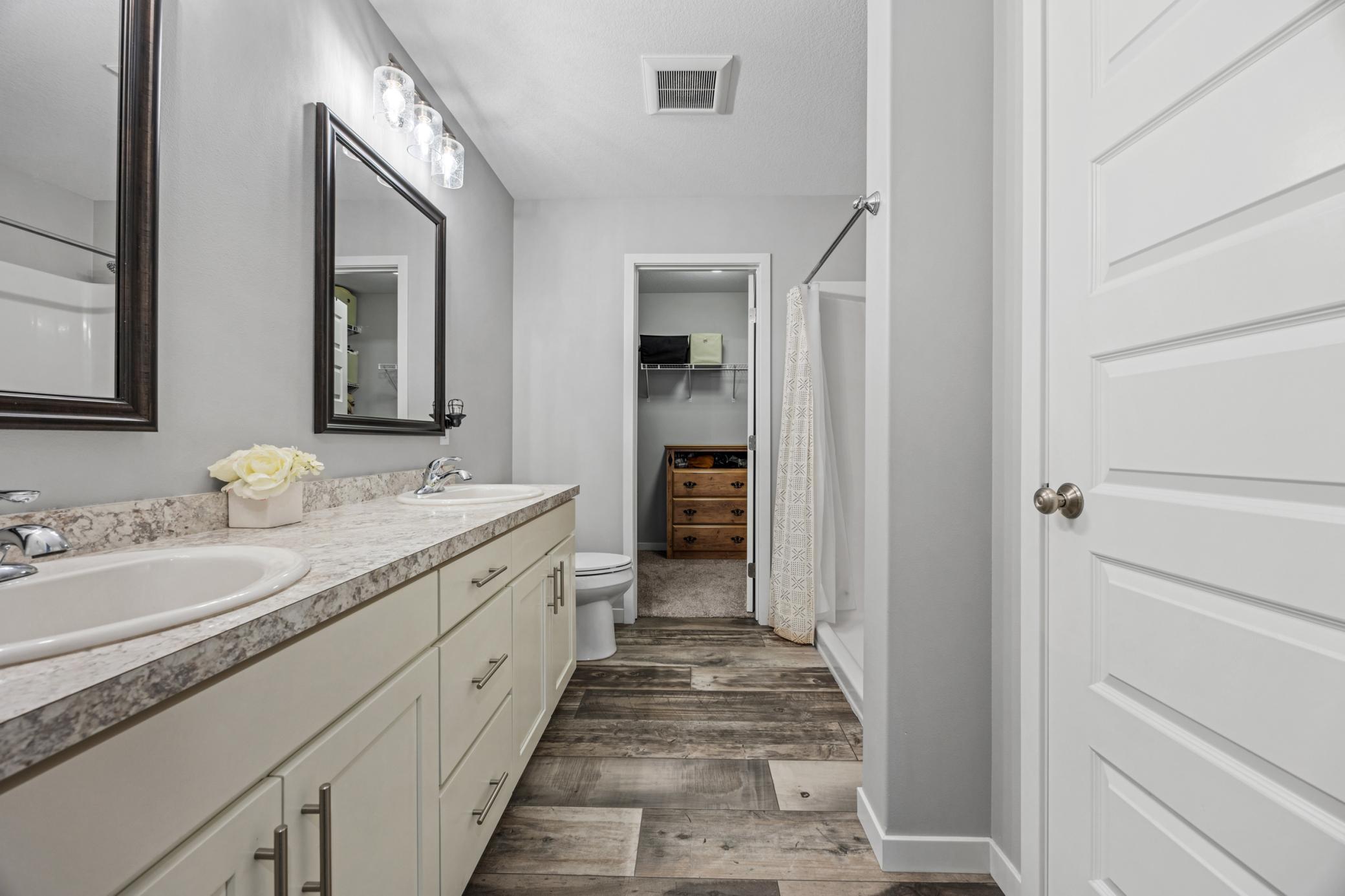 Primary Bath/closet