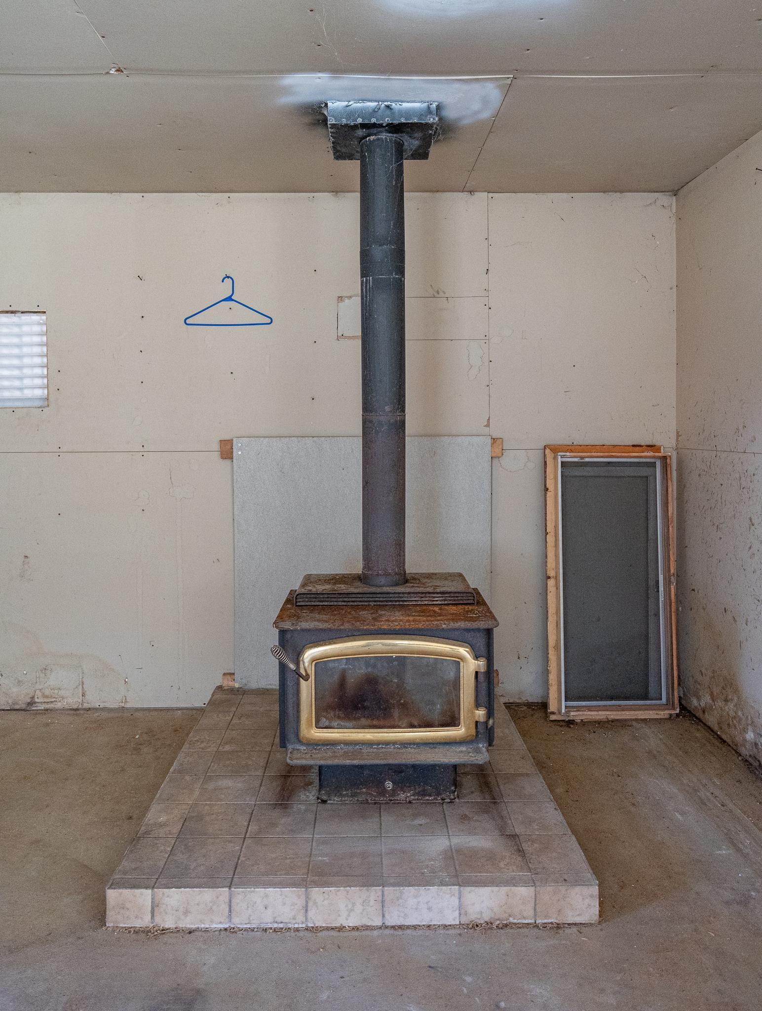 Additional view of stove