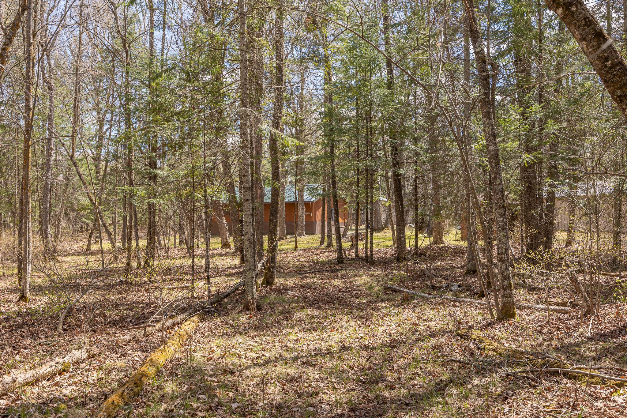 This large lot gives you the privacy you have been looking for