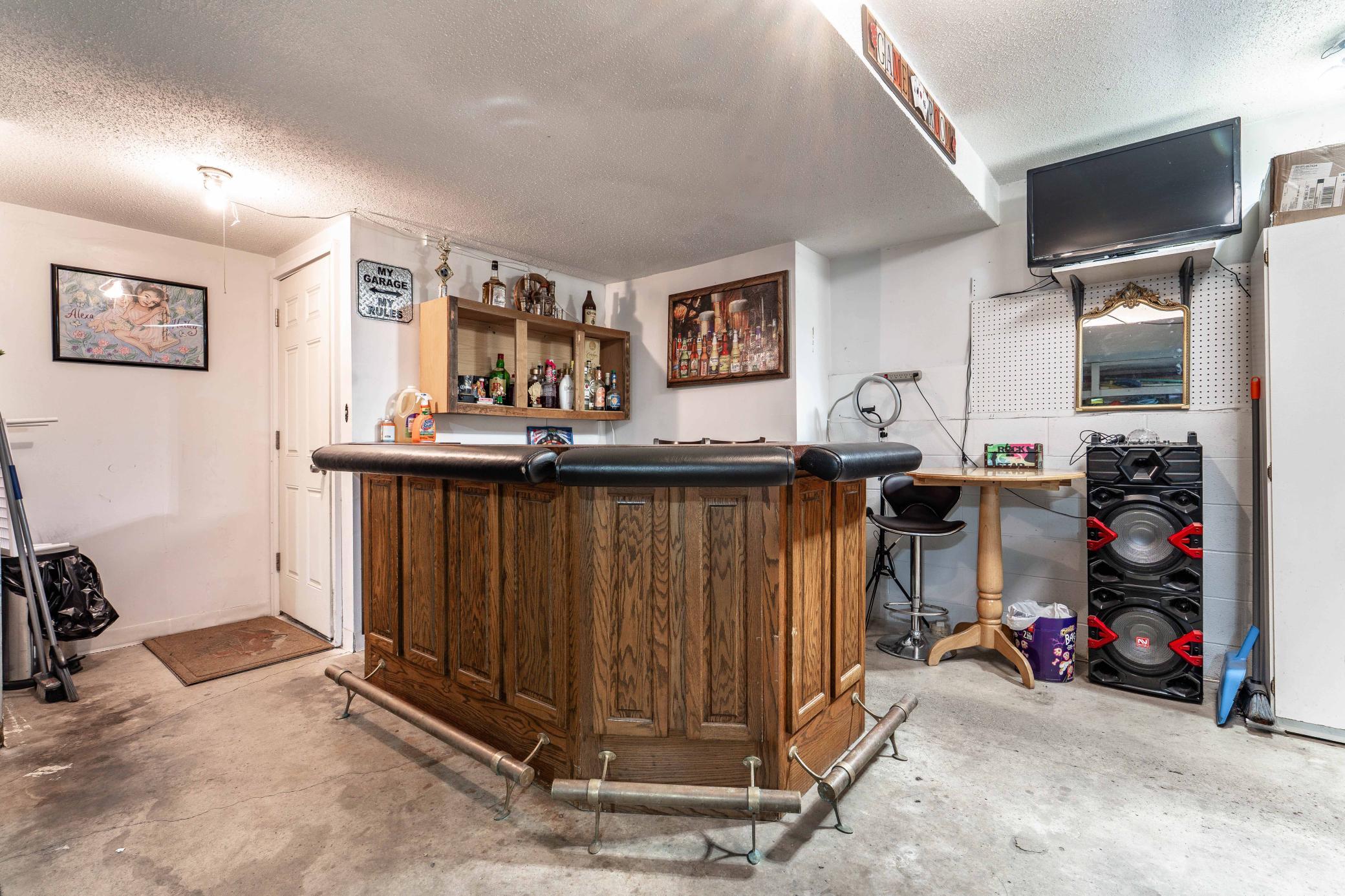 713 7th Ave Circle SE