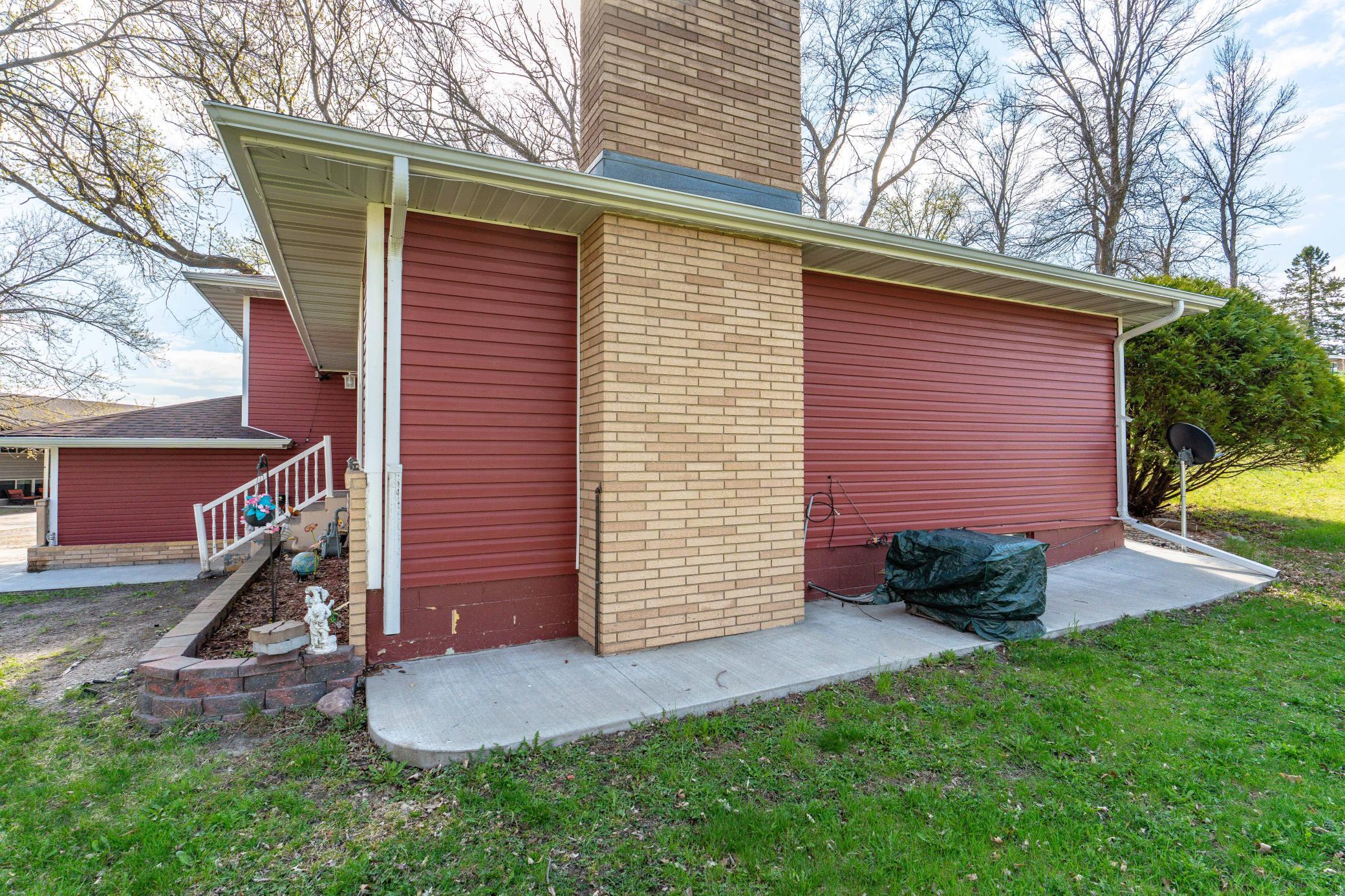 713 7th Ave Circle SE
