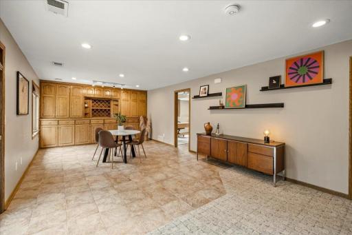 11250 N Eagle Lake Boulevard, Osseo, MN 55369
