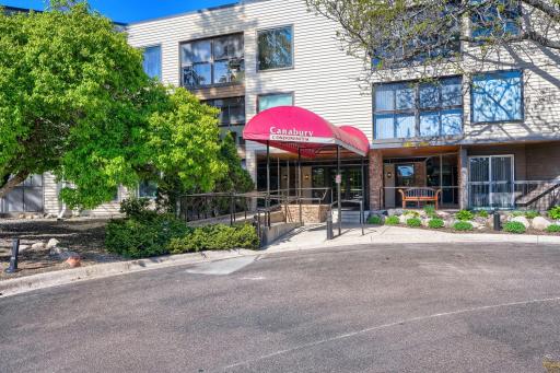 2495 Canabury Drive, 334, Saint Paul, MN 55117