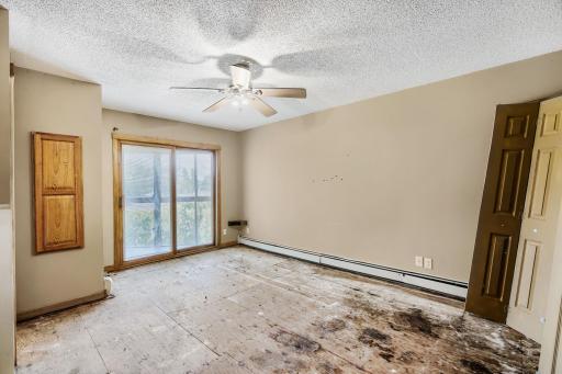 Primary Bedroom w/Private Bath and 3 Season