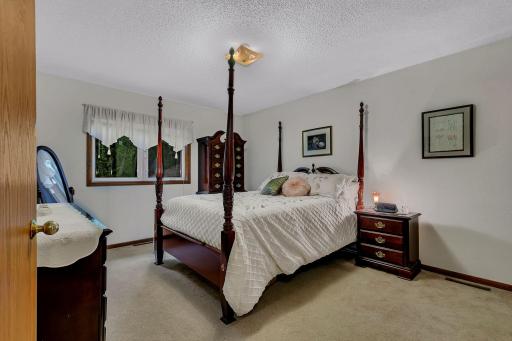 904 Sunwood Park Drive, Waite Park, MN 56387