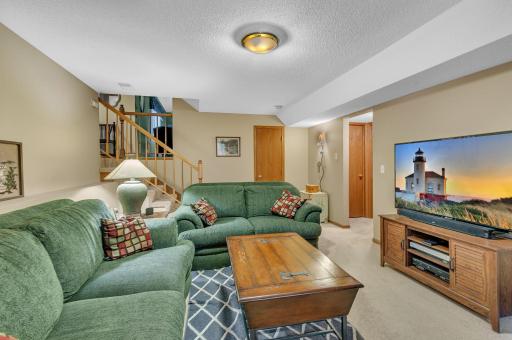 904 Sunwood Park Drive, Waite Park, MN 56387