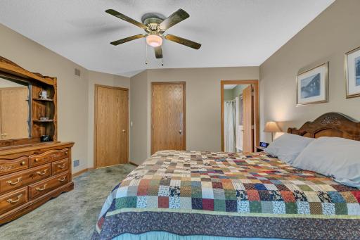904 Sunwood Park Drive, Waite Park, MN 56387
