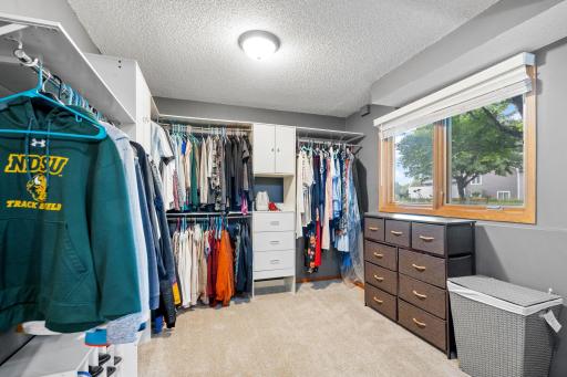 6542 Black Duck Drive S, Lino Lakes, MN 55014