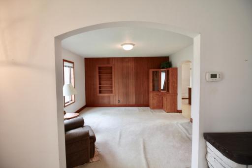 102 4th Avenue SE, Lidgerwood, ND 58053