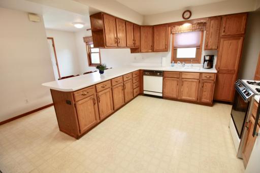 102 4th Avenue SE, Lidgerwood, ND 58053