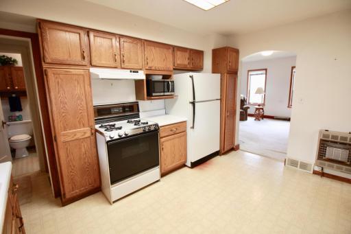 102 4th Avenue SE, Lidgerwood, ND 58053