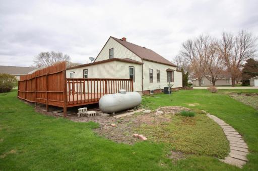 102 4th Avenue SE, Lidgerwood, ND 58053