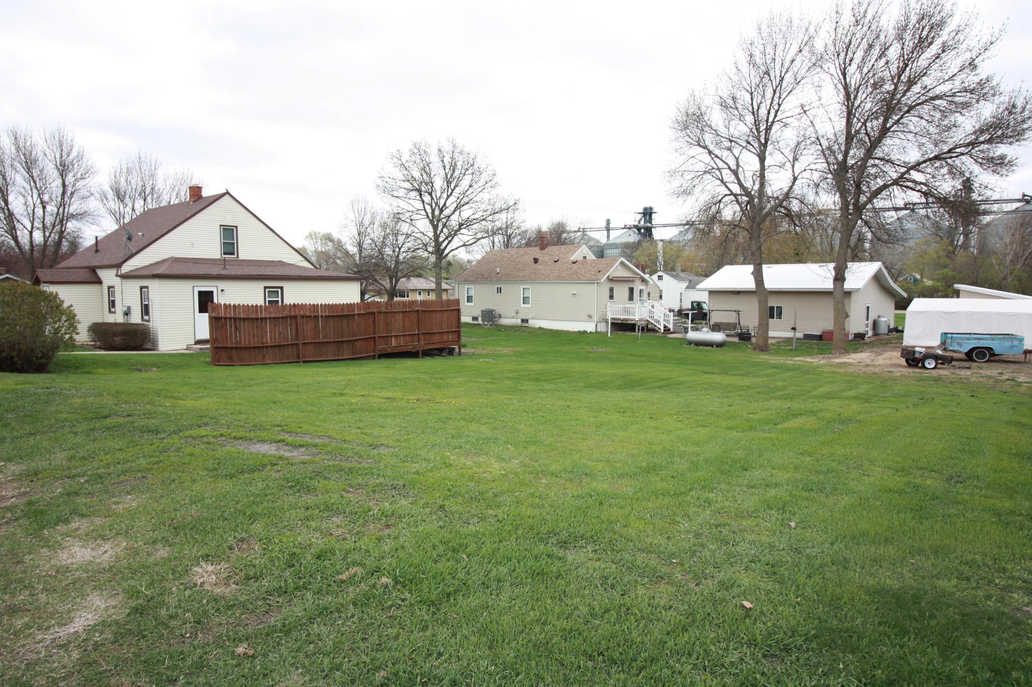 Extra large lot on west side