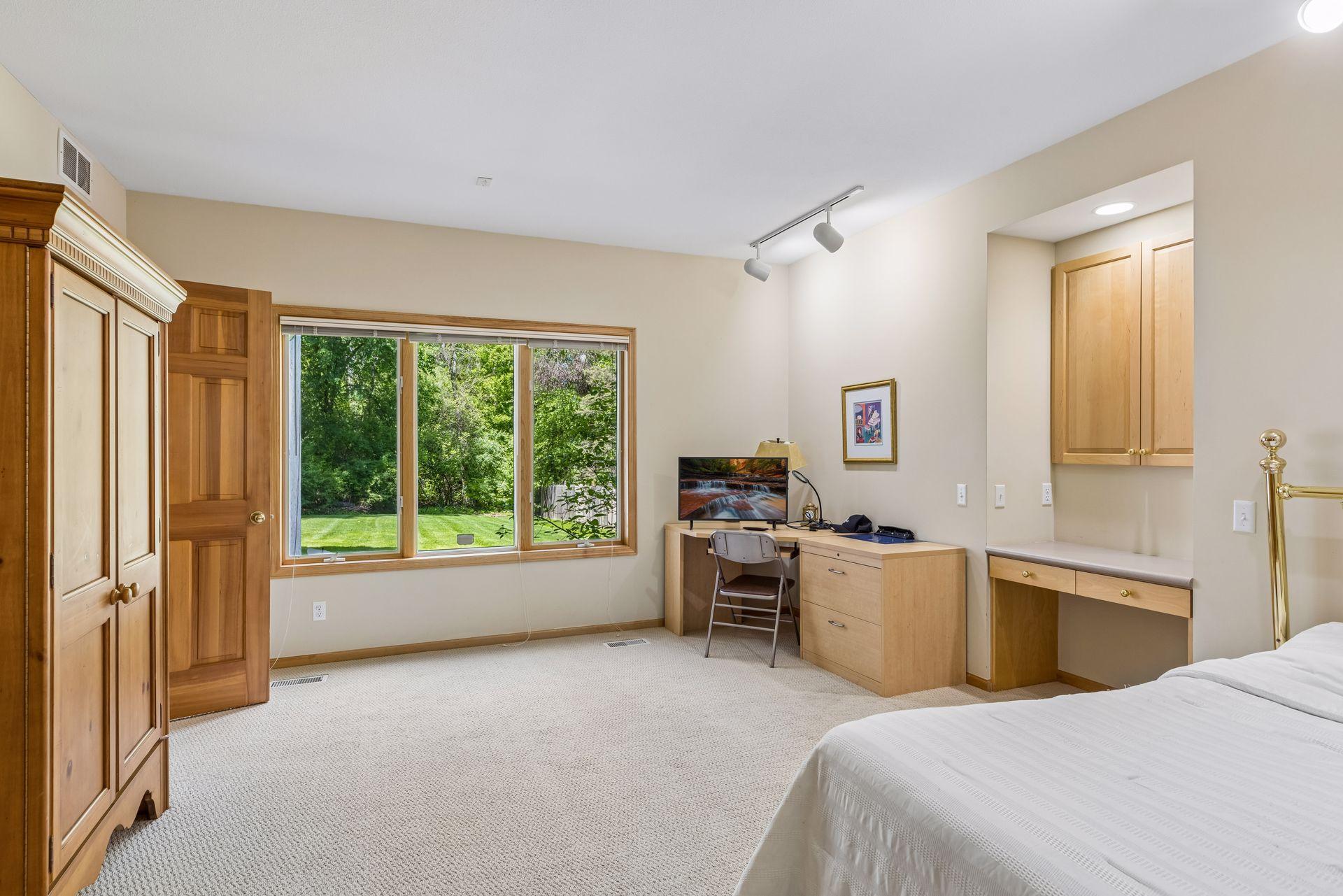 Lower level 4th bedroom