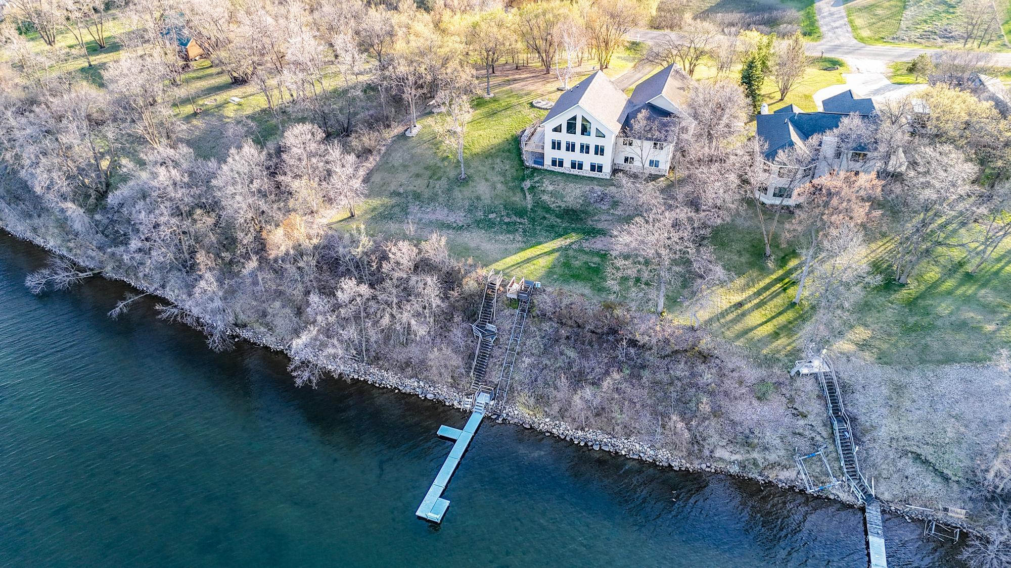 Shore/Dock