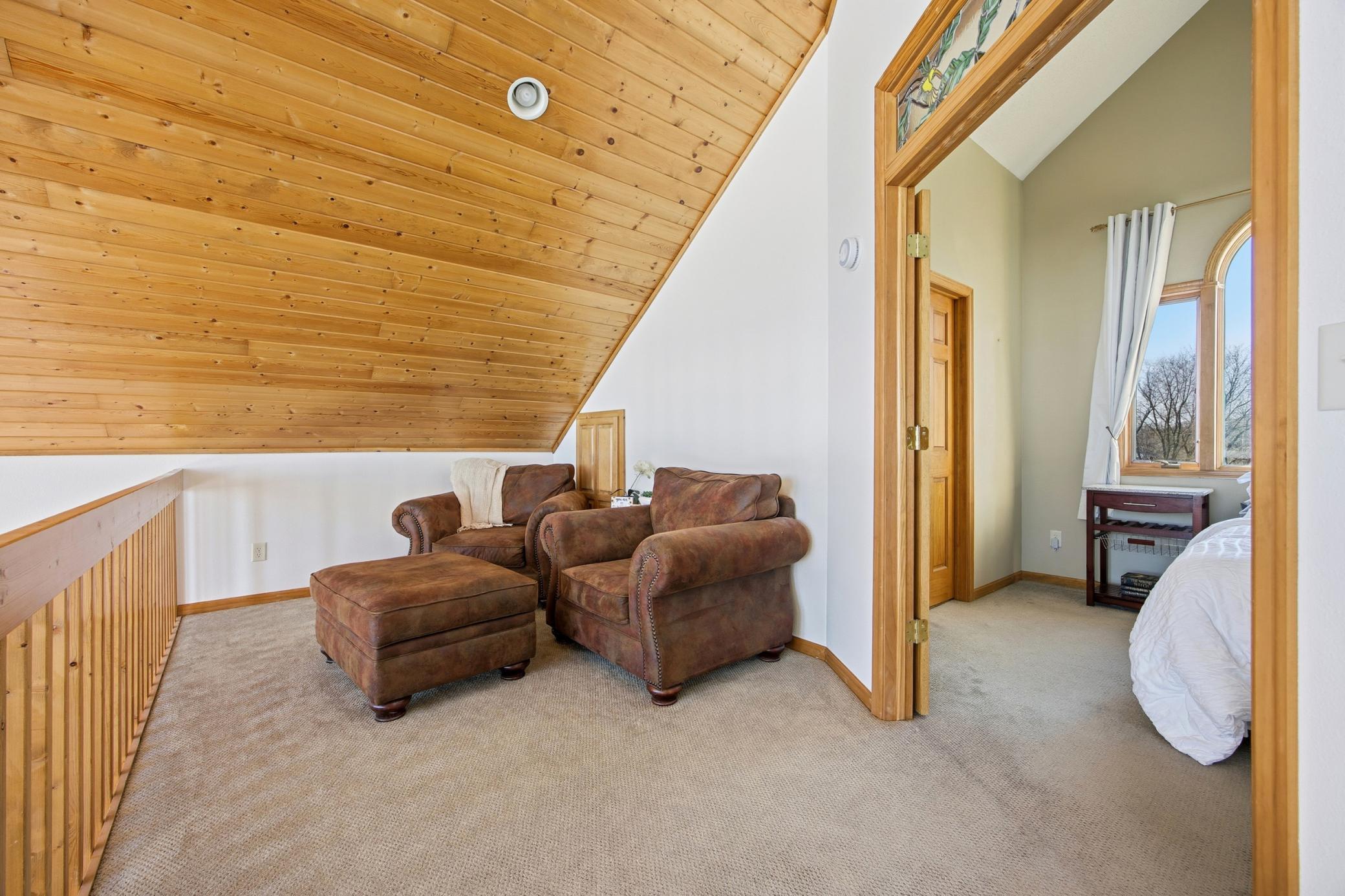 Loft/Lounge Area
