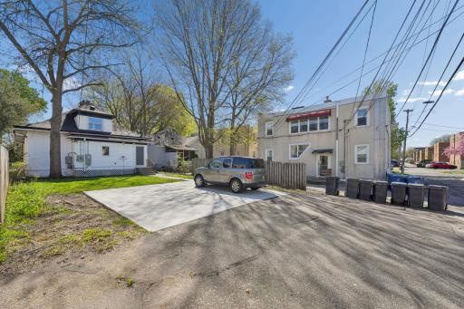 3340 Colfax Avenue S, Minneapolis, MN 55408