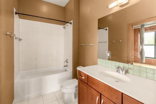 15 E Franklin Avenue, 432, Minneapolis, MN 55404