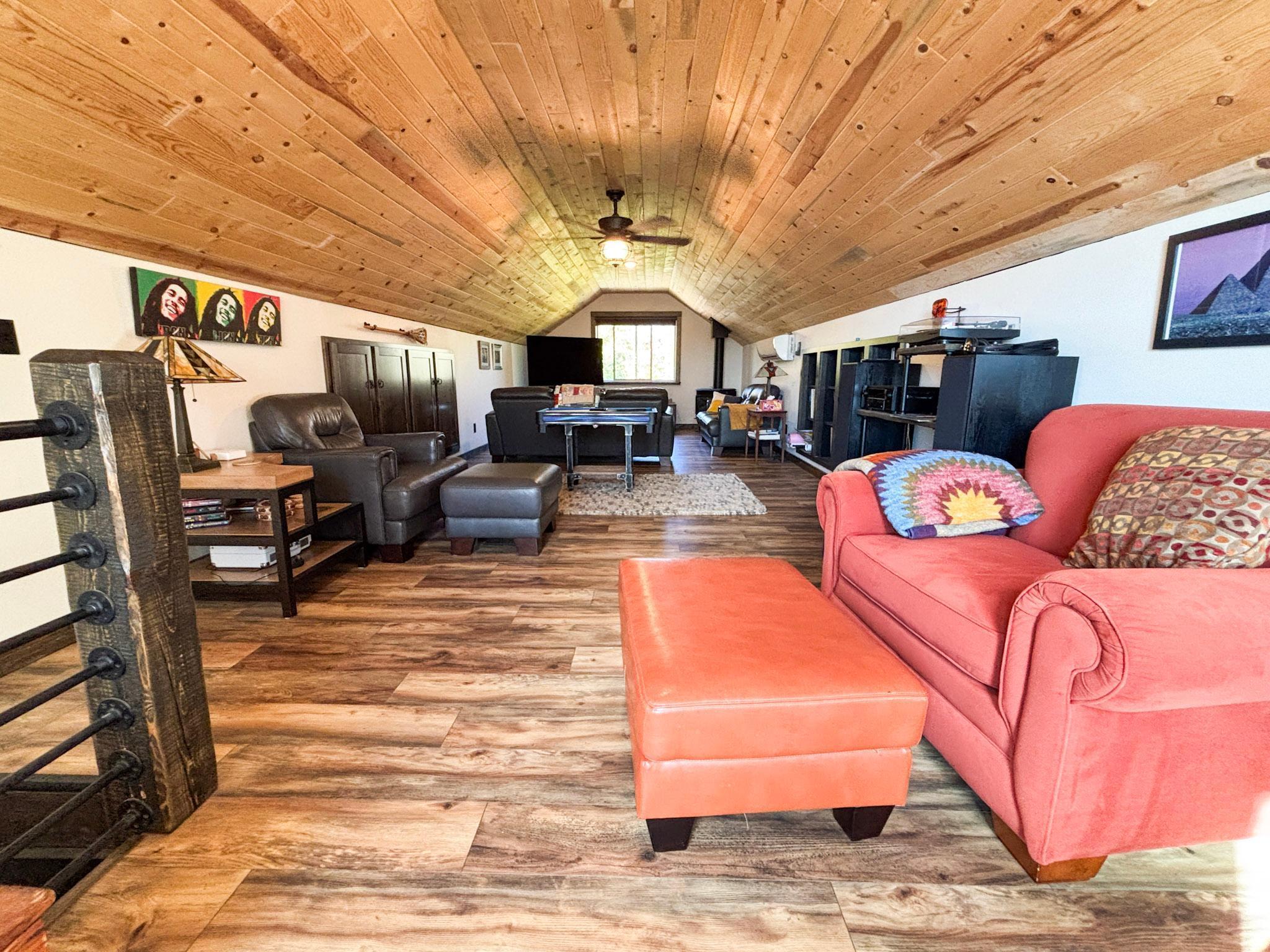 FROG (Family Room Over Garage)