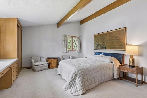 1 Poplar Lane, Saint Paul, MN 55127