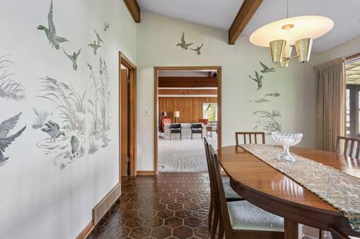 1 Poplar Lane, Saint Paul, MN 55127