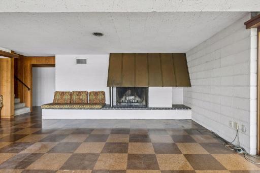 1 Poplar Lane, Saint Paul, MN 55127