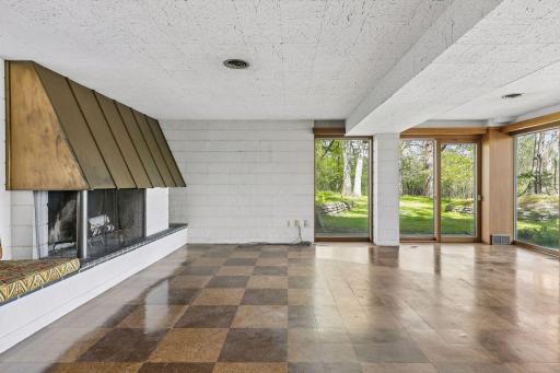1 Poplar Lane, Saint Paul, MN 55127