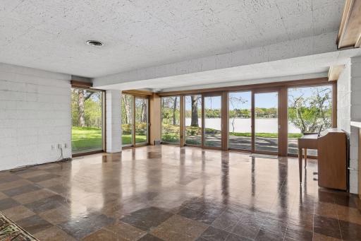 1 Poplar Lane, Saint Paul, MN 55127