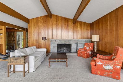 1 Poplar Lane, Saint Paul, MN 55127