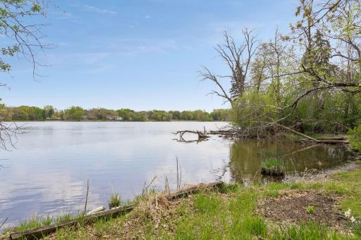 1 Poplar Lane, Saint Paul, MN 55127