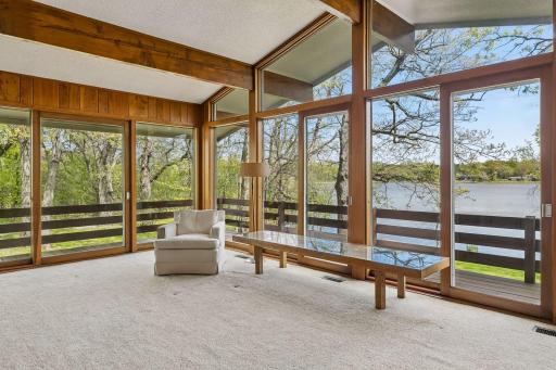 1 Poplar Lane, Saint Paul, MN 55127