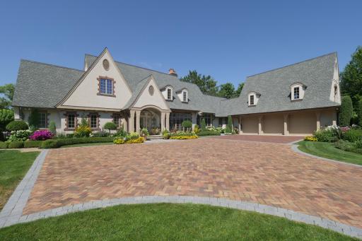 3 Car Heated Garage