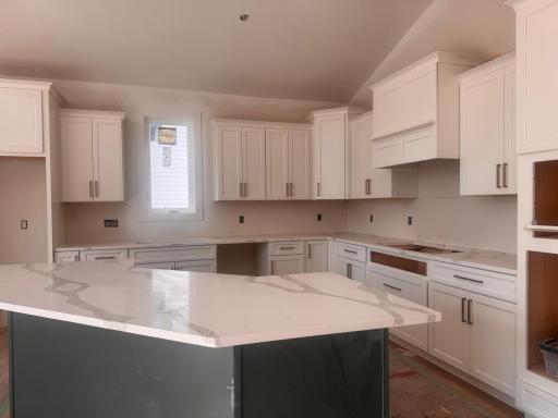 10377 Shadyview Lane N, Maple Grove, MN 55311