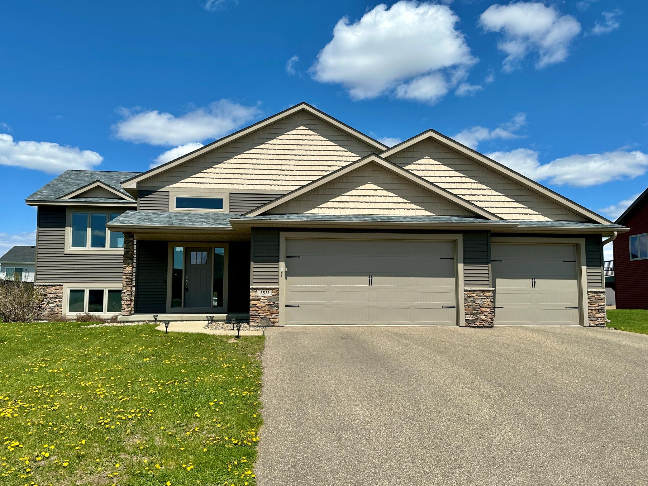 7071302