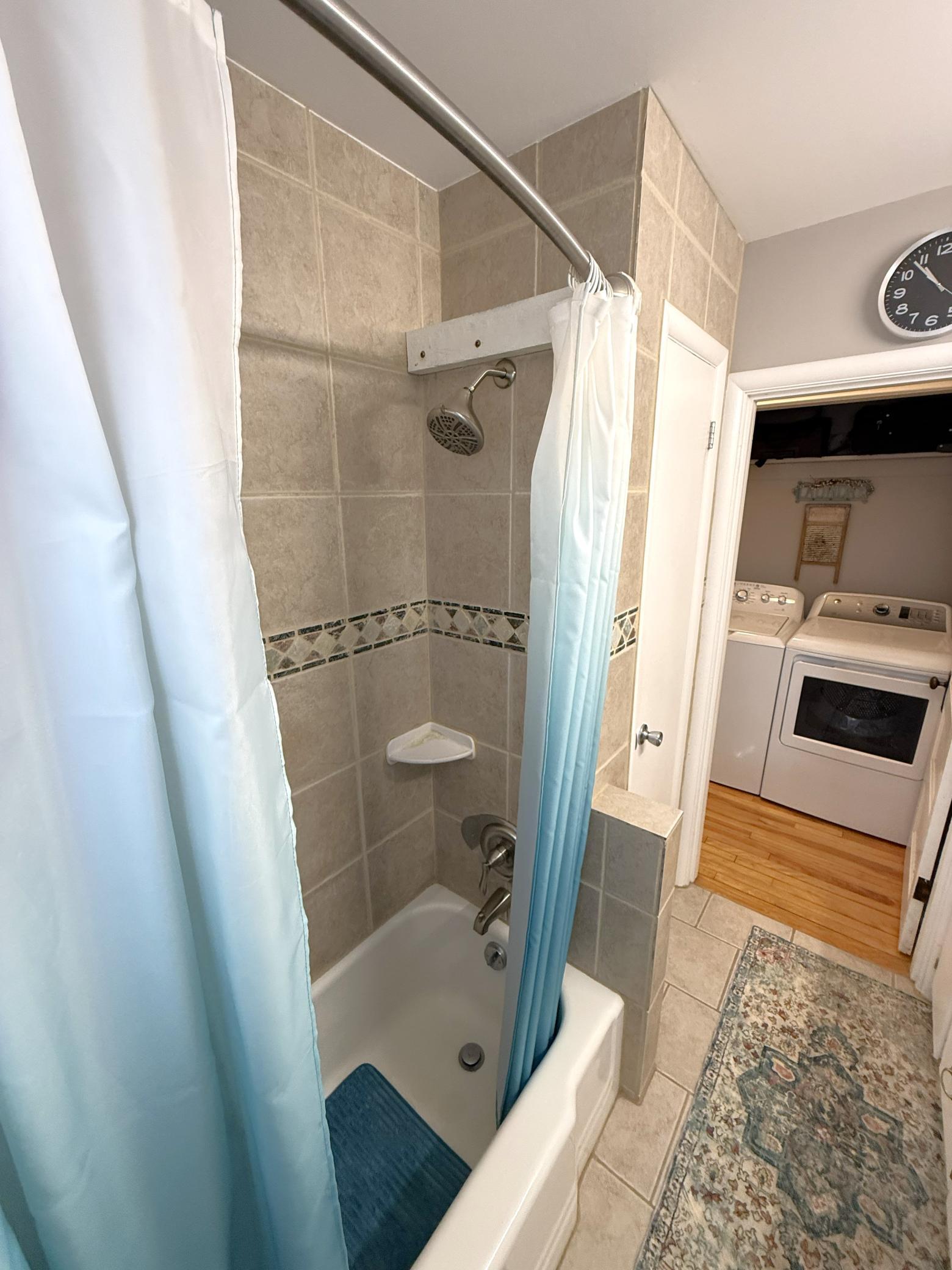 15 Main Level Bathroom.jpg