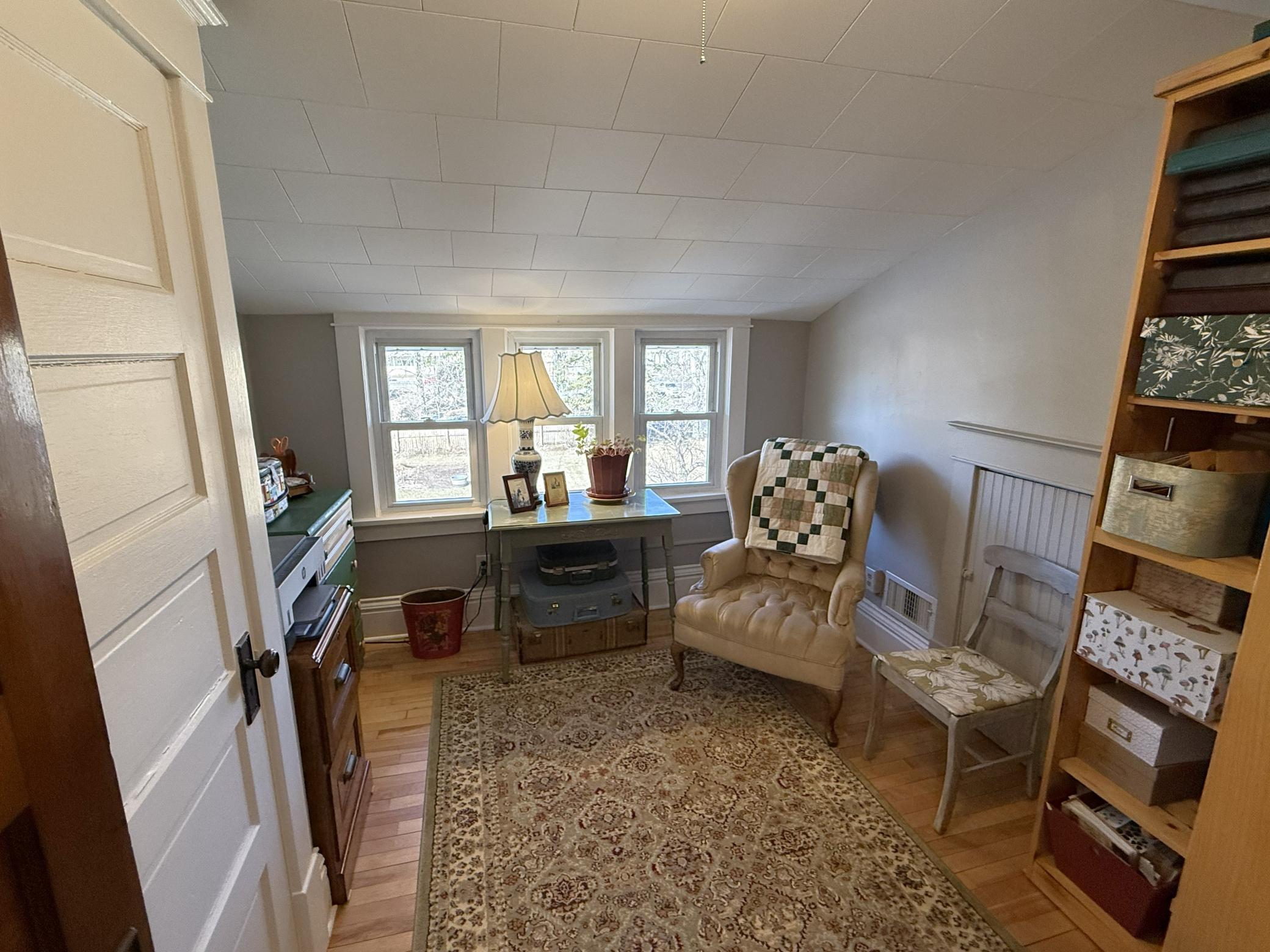 23 Bedroom 2 - Upper Level.jpg
