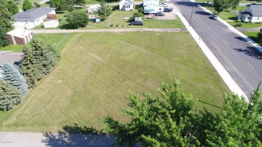 205 1st Avenue N, Dent, MN 56528