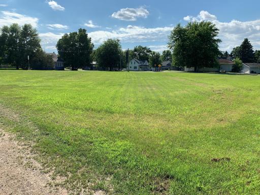 205 1st Avenue N, Dent, MN 56528