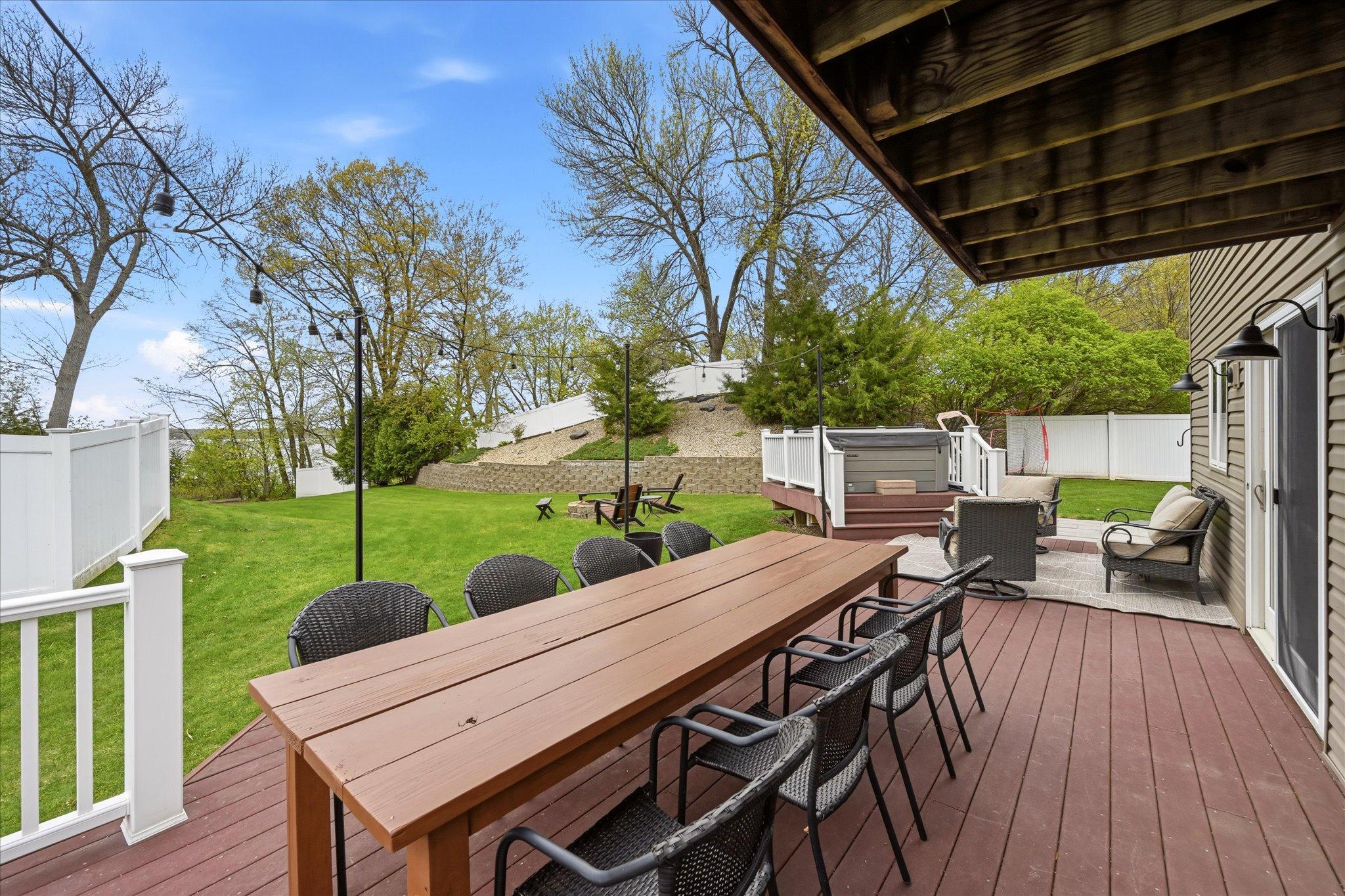 71-811 Montrose Blvd [3036401]- 071.jpg