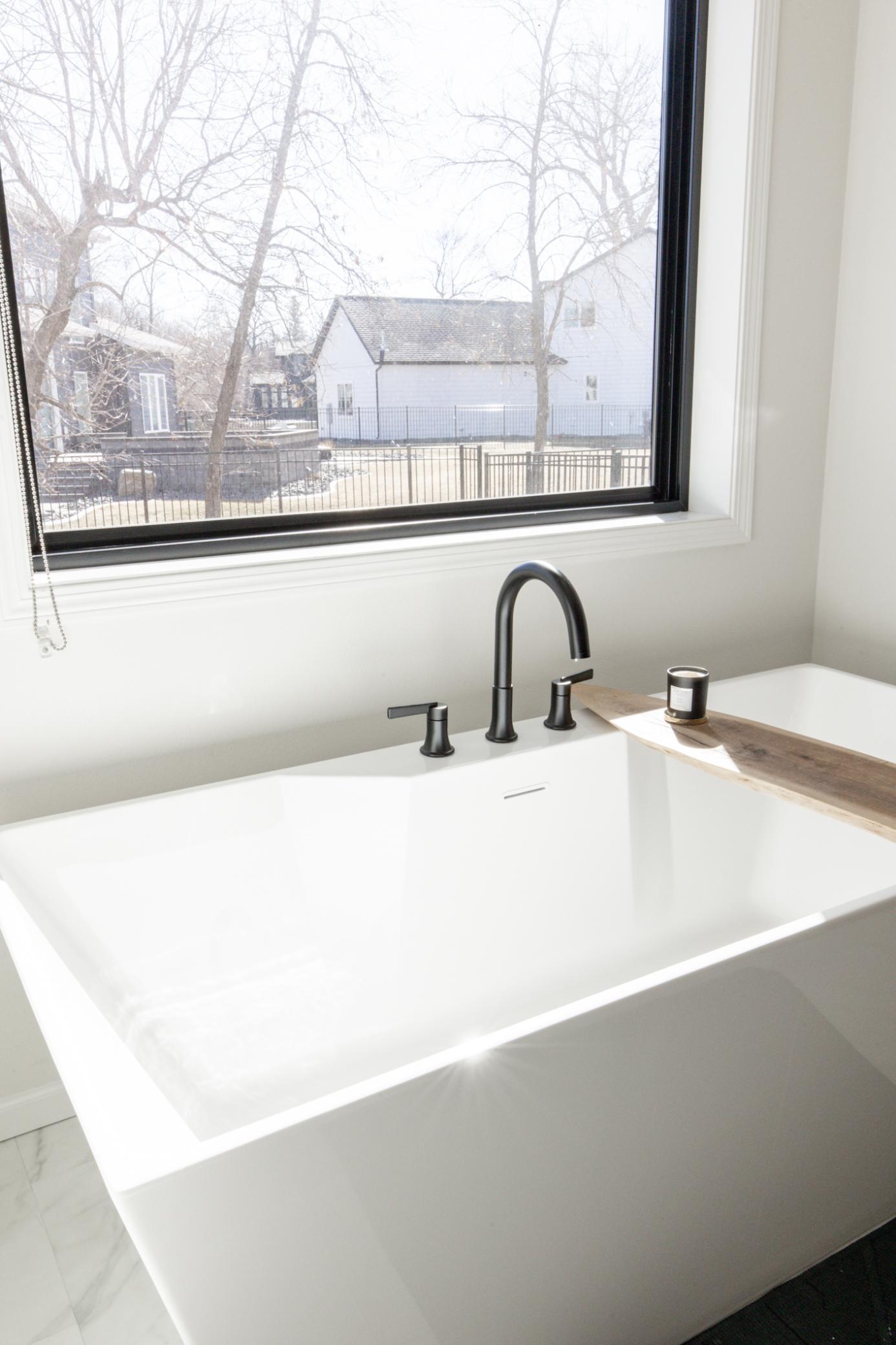 Primary Soaker Tub